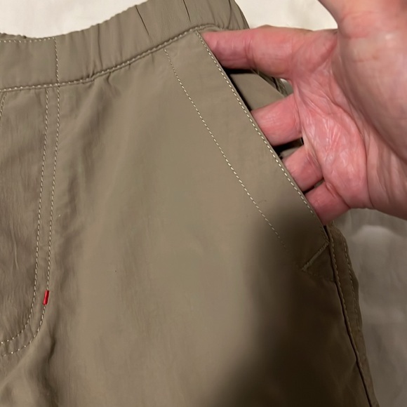 NWOT MEC nylon shorts, size 7 - Picture 5 of 7